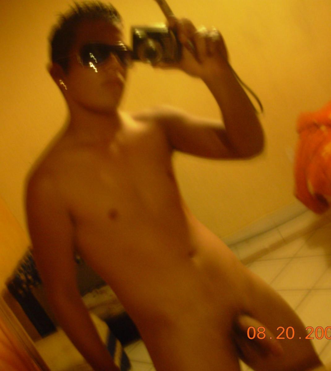 images/L5x/8_sexy latino dude self shots free.jpg images/L5x/8_sexy latino dude self shots free.jpg